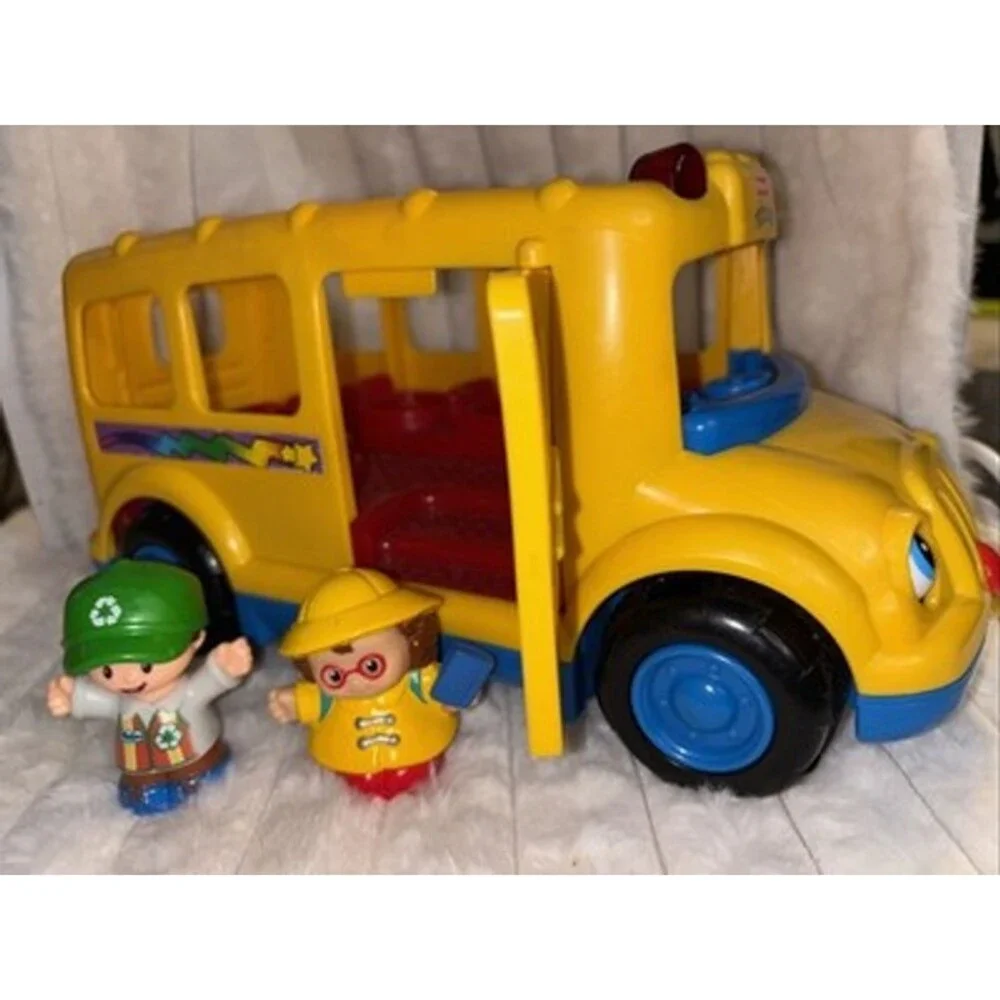 Fisher-Price Little People Yellow School Bus Set with Maggie and Town Worker